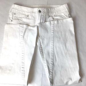 True Religion White Jeans 31 Crystal buttons